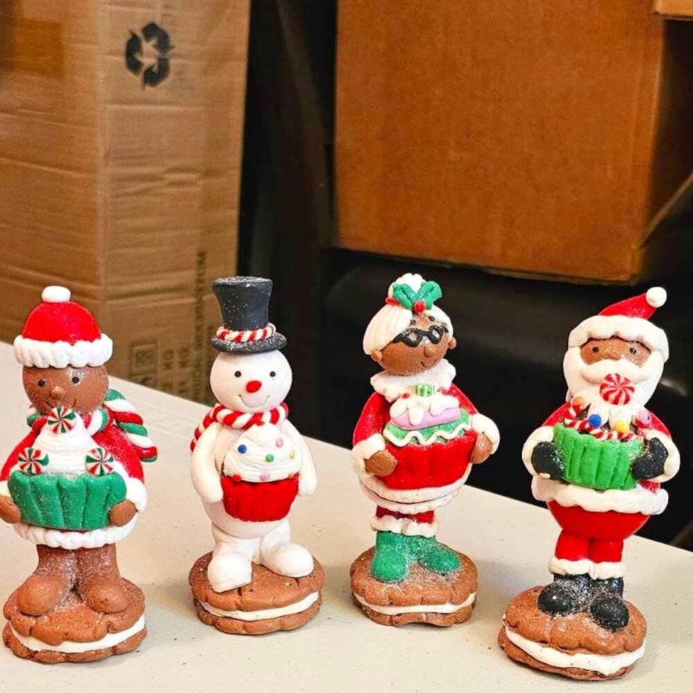 Gingerbread people